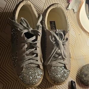 Sara Basic Golden Goose